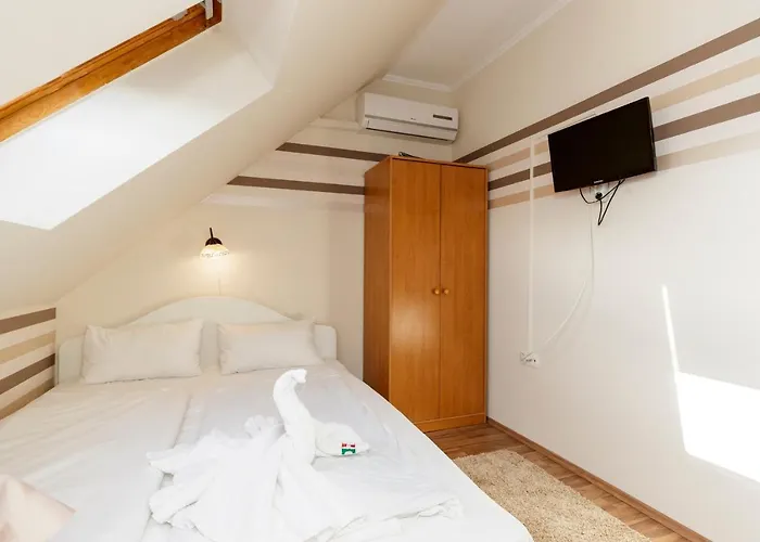 Almafa Apartmanház